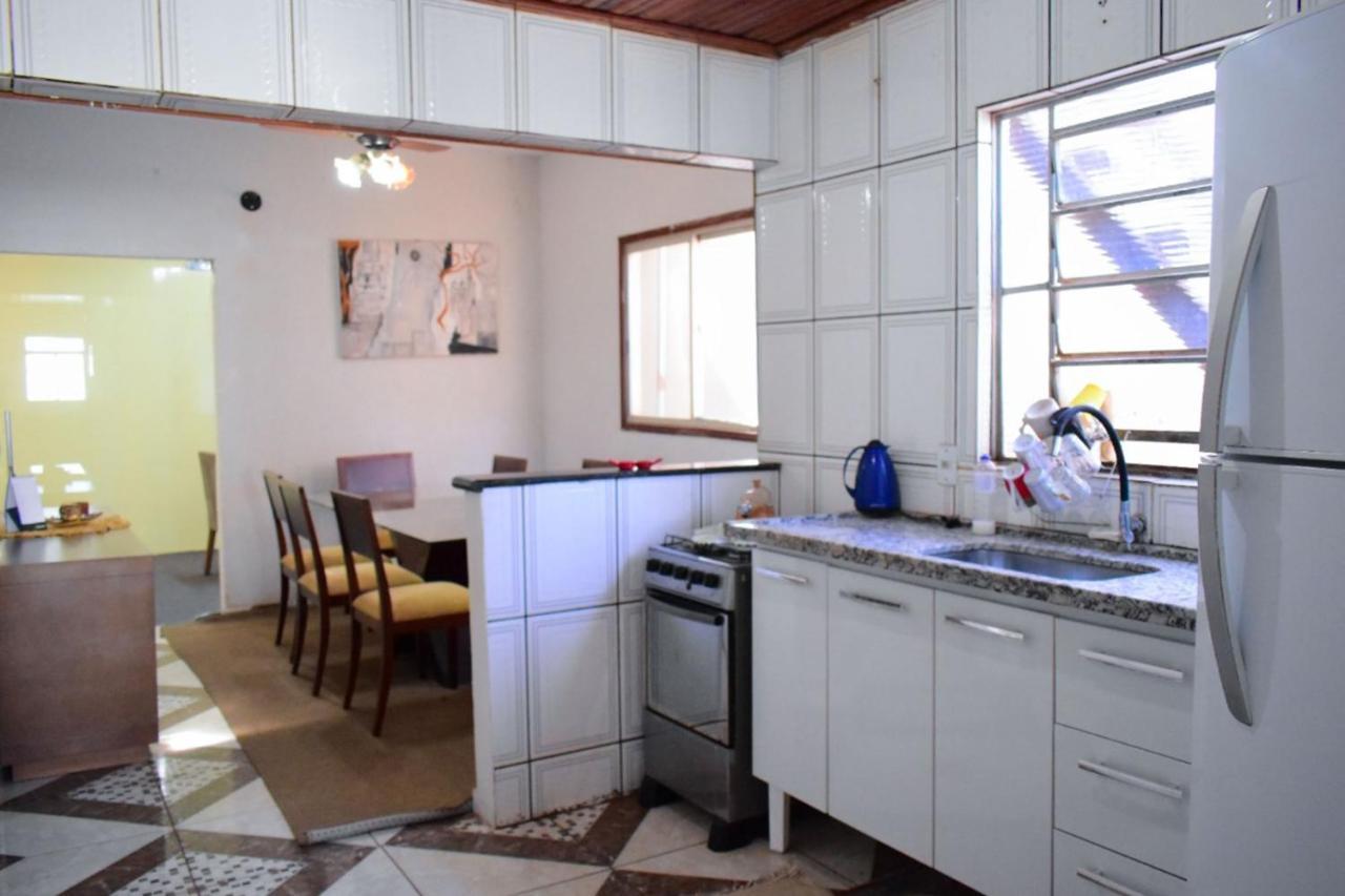 Casa Temporada Em Olimpia To Nem Ai Villa Bagian luar foto
