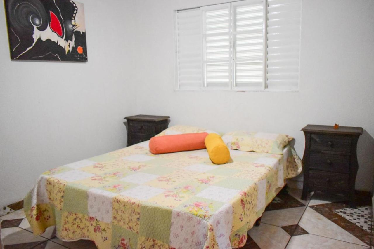 Casa Temporada Em Olimpia To Nem Ai Villa Bagian luar foto